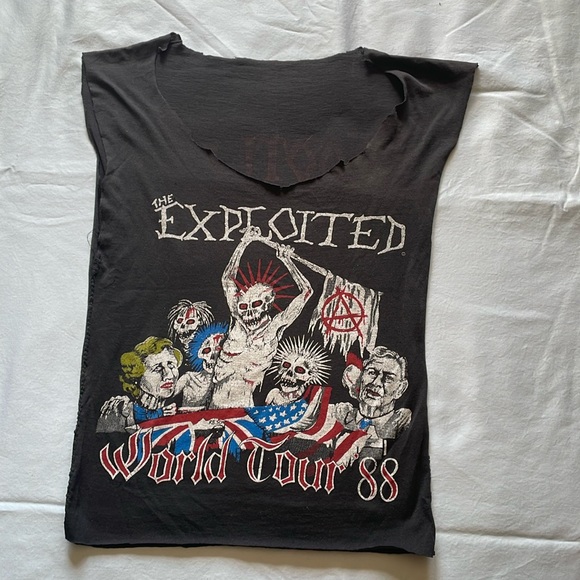 Vintage 1988 “The Exploited Bootleg Tour” crop - Picture 1 of 3